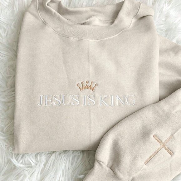 Tops - Beige Casual Women's Crew Neck Sweatshirt With "Jesus Is King" Embroidery